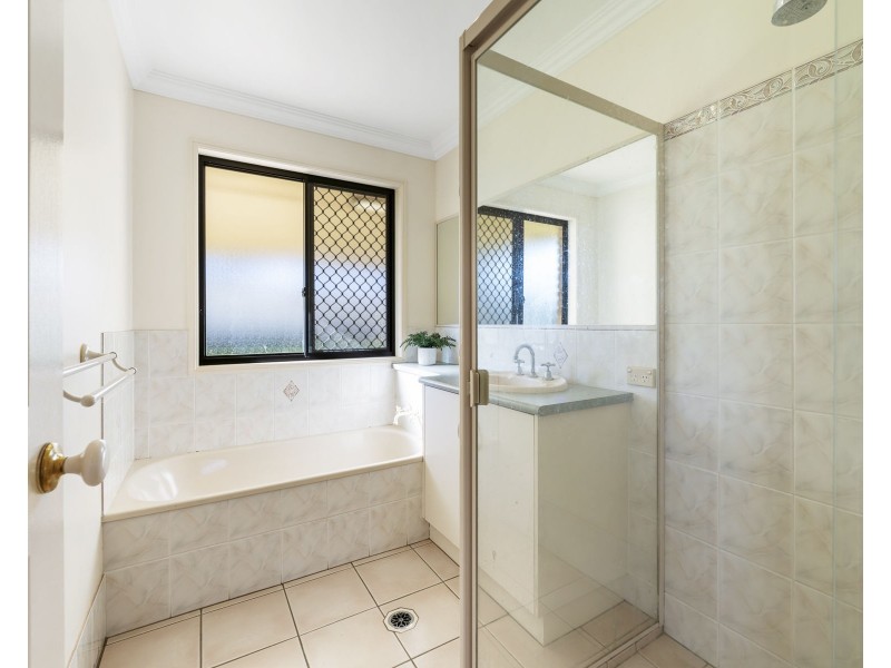 4 Jacob Court, Westbrook QLD 4350