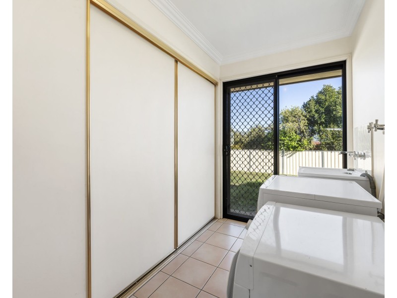 4 Jacob Court, Westbrook QLD 4350