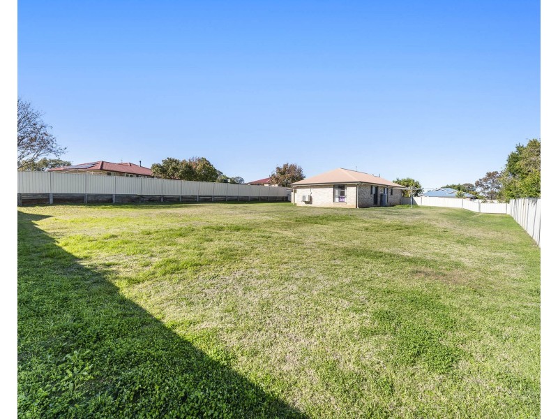4 Jacob Court, Westbrook QLD 4350