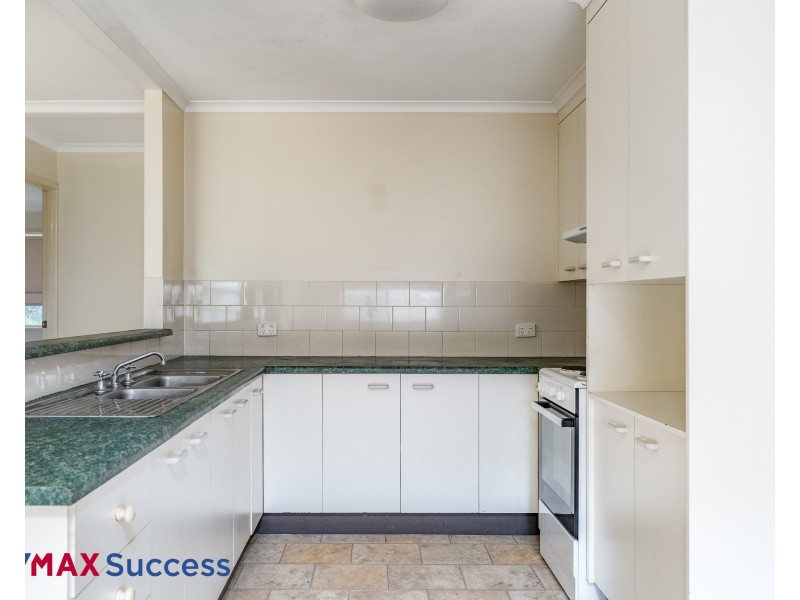 1 Stoneyhurst Court, Glenvale QLD 4350