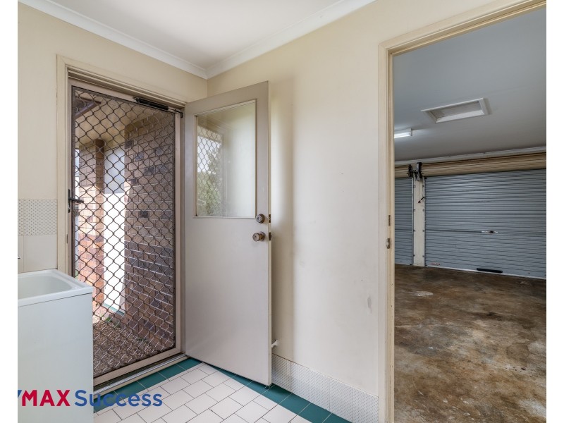 1 Stoneyhurst Court, Glenvale QLD 4350