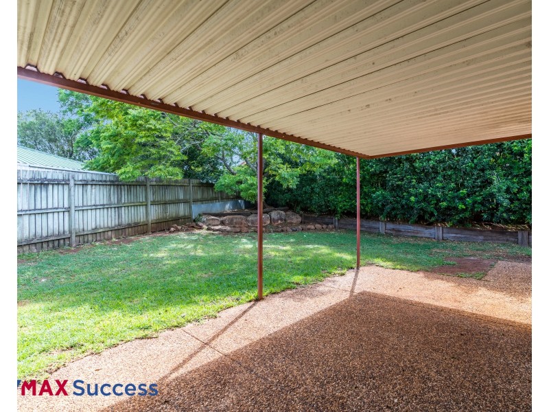1 Stoneyhurst Court, Glenvale QLD 4350