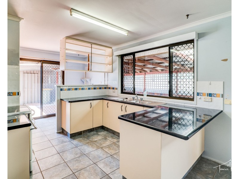 6 Power Street, Glenore Grove QLD 4342