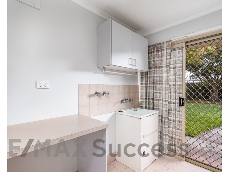 37 Riethmuller Street, Kearneys Spring QLD 4350