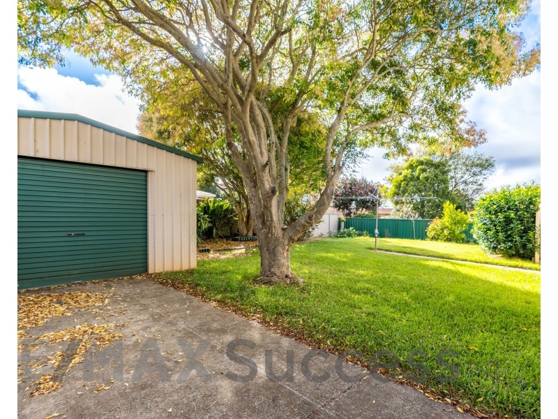 37 Riethmuller Street, Kearneys Spring QLD 4350