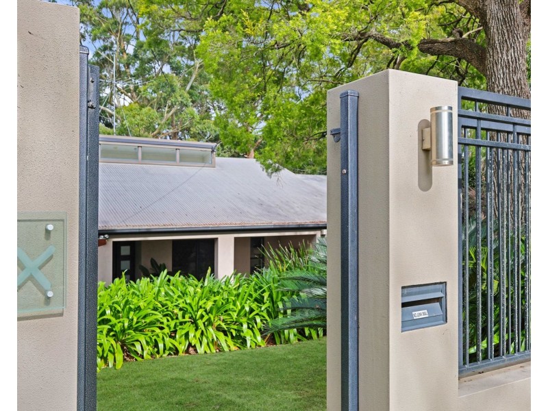 6 Fletcher Street, East Toowoomba QLD 4350