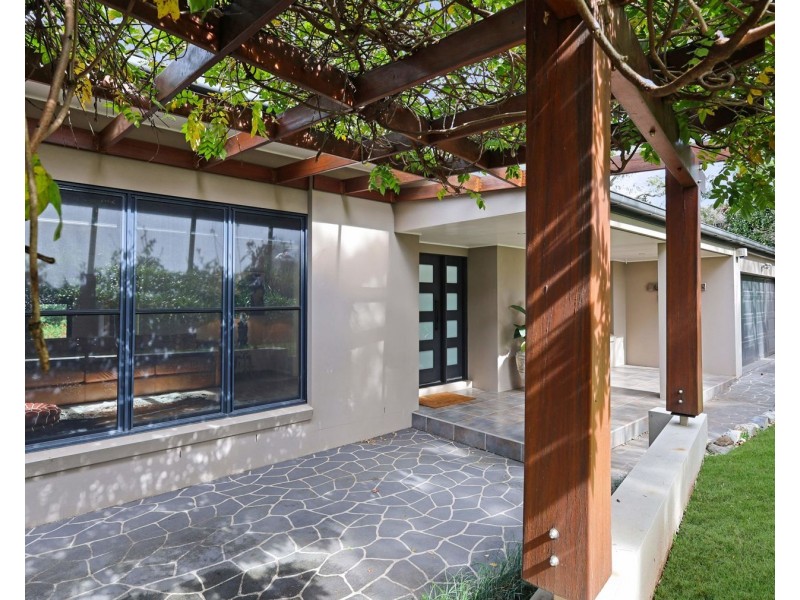 6 Fletcher Street, East Toowoomba QLD 4350