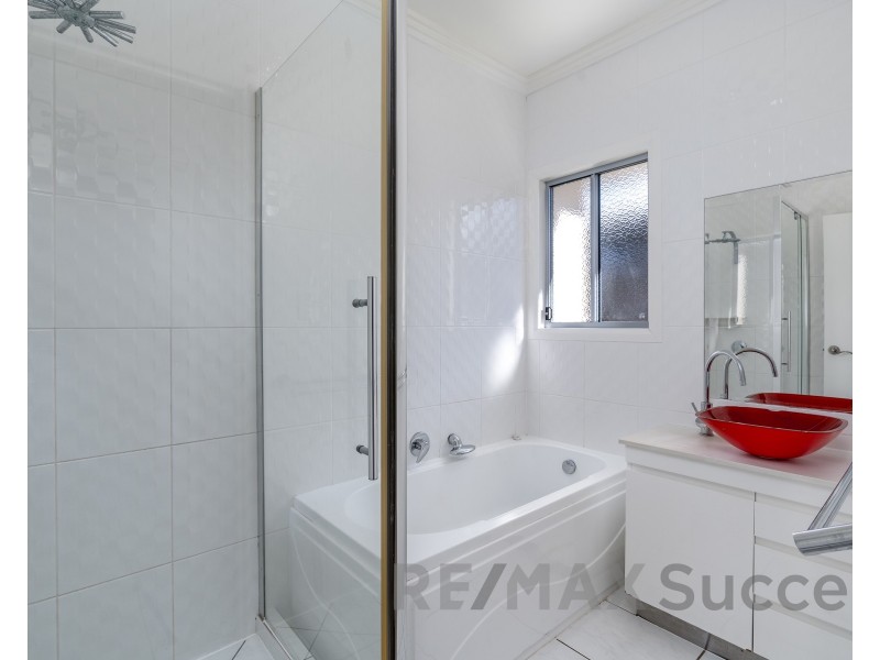 13/21 Andersson Court, Highfields QLD 4352