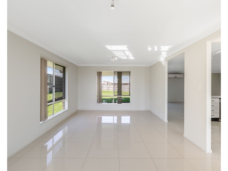 24 Shoesmith Road, Westbrook QLD 4350