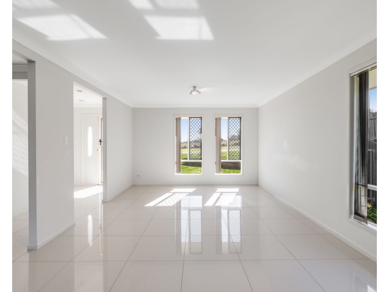 24 Shoesmith Road, Westbrook QLD 4350