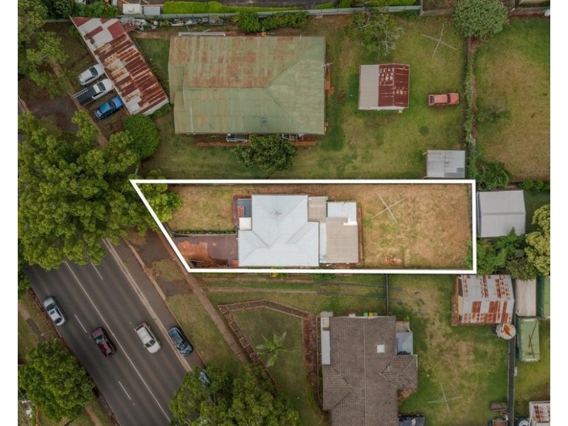 144 Ruthven Street, North Toowoomba QLD 4350