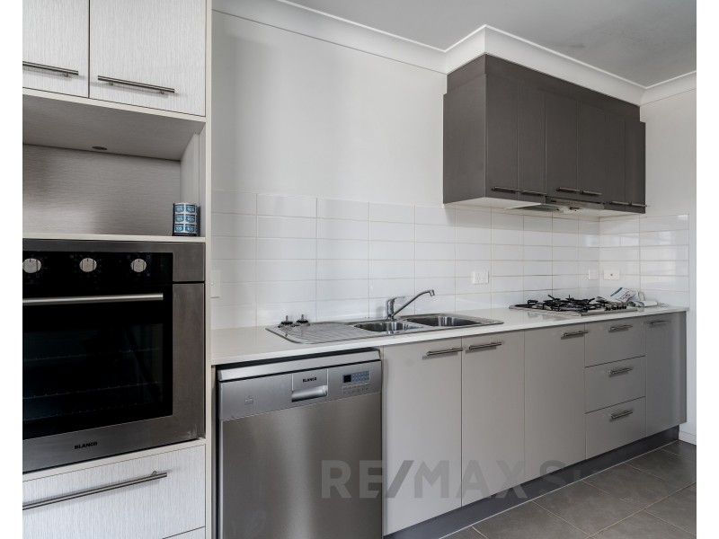 1/10 Northpoint Avenue, Harlaxton QLD 4350