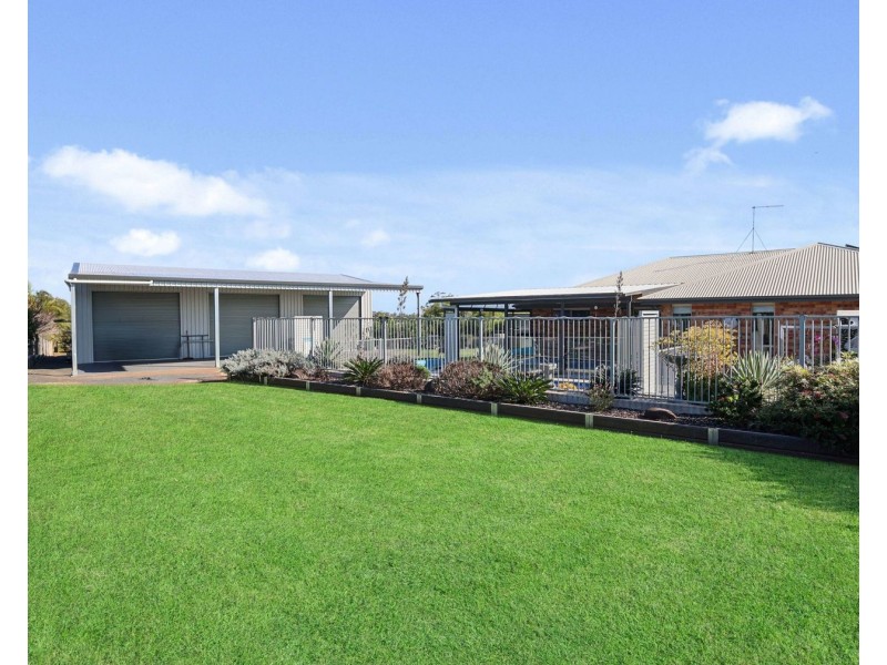 25 Holly Avenue, Highfields QLD 4352