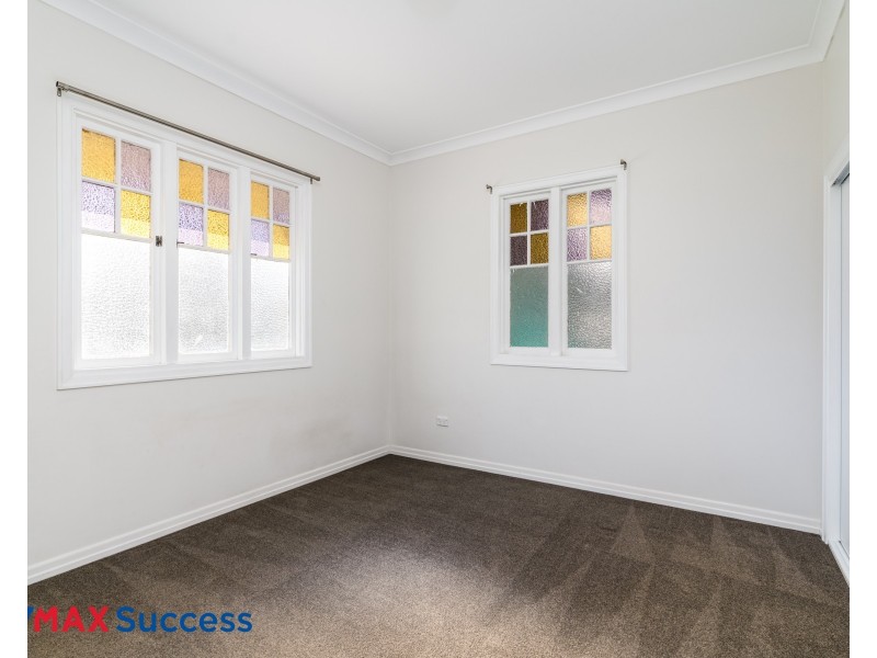 2 Wombyra Street, Newtown QLD 4350
