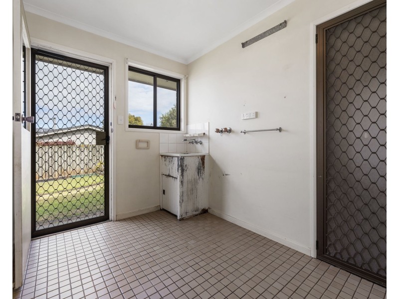 20 Riethmuller Street, Kearneys Spring QLD 4350