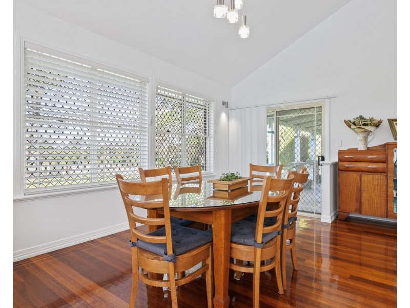 2 Cotswold Close, Cotswold Hills QLD 4350