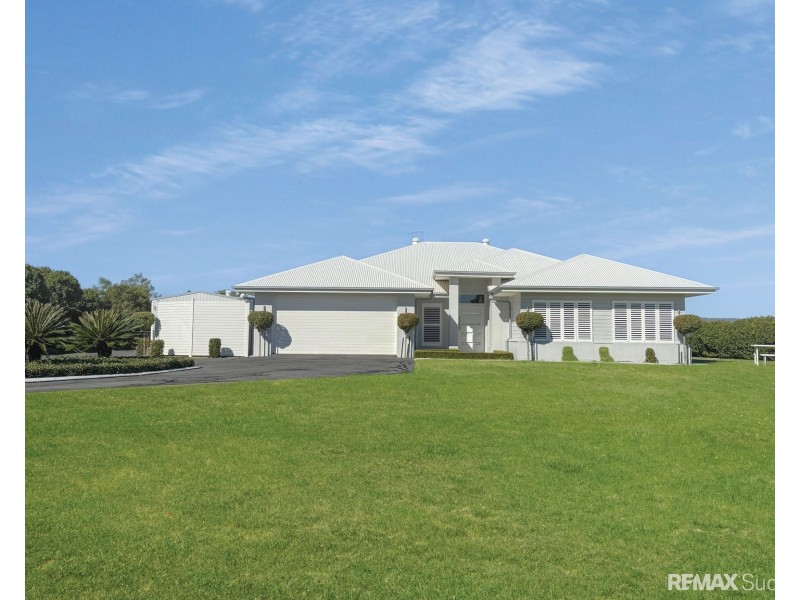 5 Regent Court, Regency Downs QLD 4341