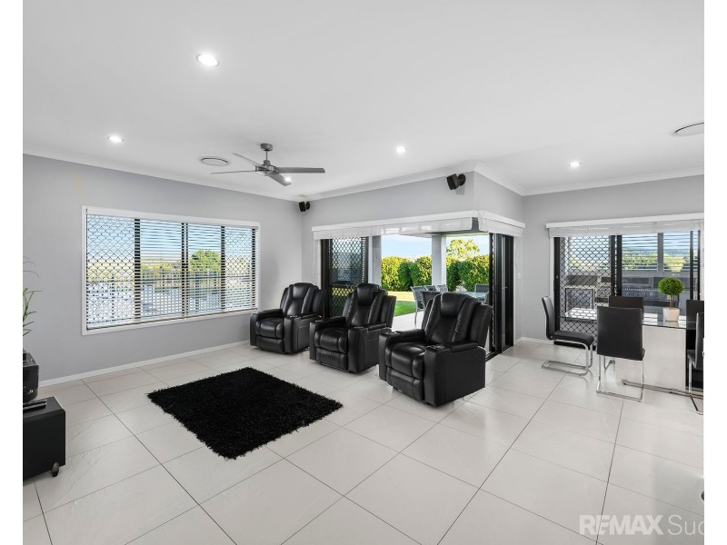 5 Regent Court, Regency Downs QLD 4341