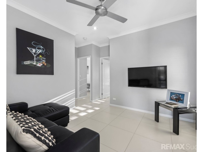 5 Regent Court, Regency Downs QLD 4341