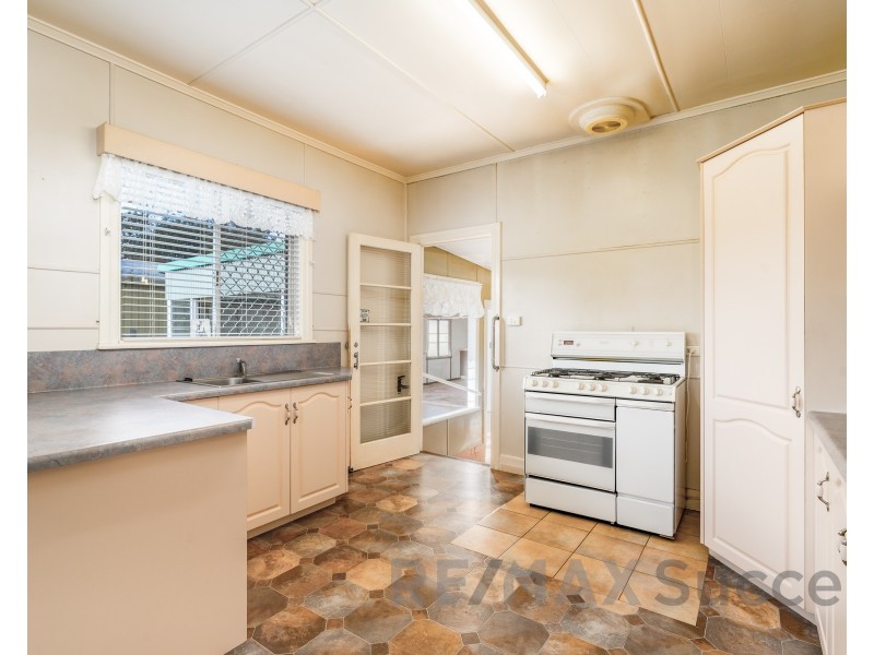 18 Phyllis Street, Harristown QLD 4350