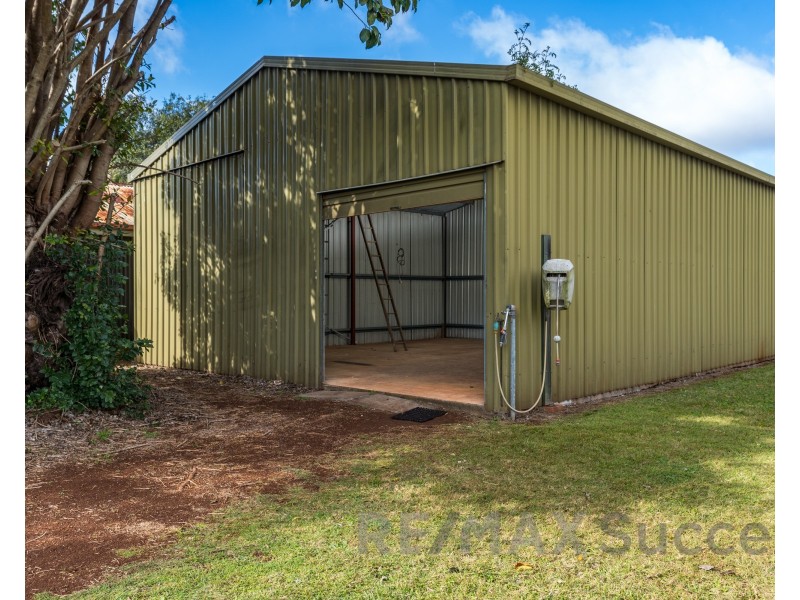 18 Phyllis Street, Harristown QLD 4350