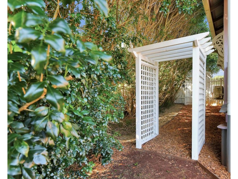 47 Suffolk Street, Rangeville QLD 4350