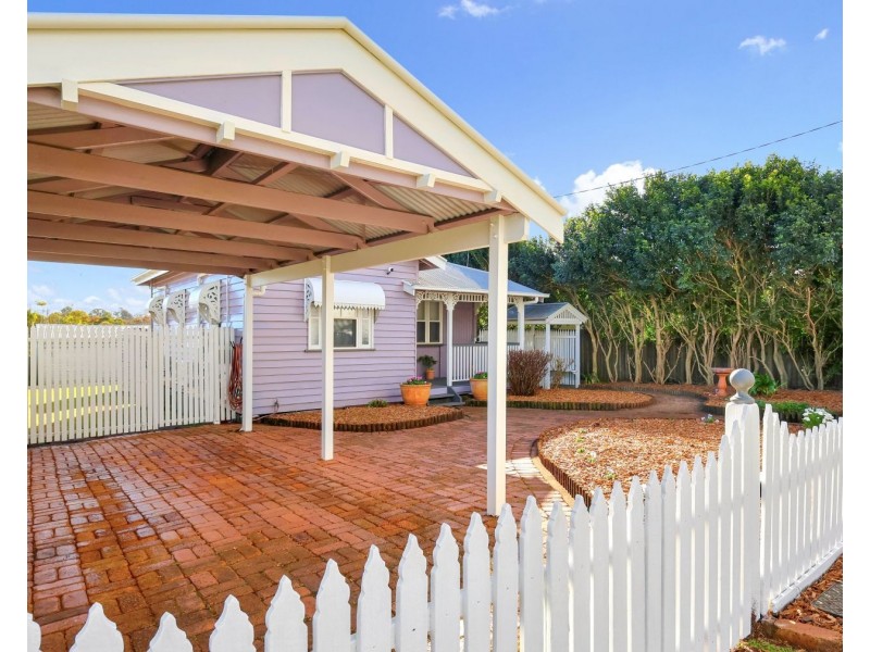 47 Suffolk Street, Rangeville QLD 4350