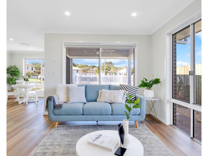 U2 and U3, 1A Elworthy Street, North Toowoomba QLD 4350