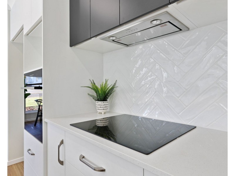 U2 and U3, 1A Elworthy Street, North Toowoomba QLD 4350