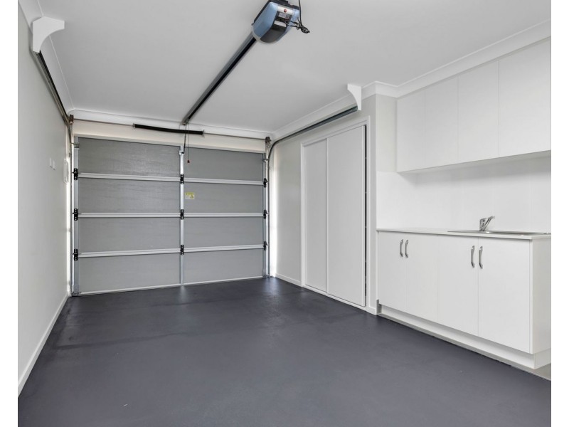 U2 and U3, 1A Elworthy Street, North Toowoomba QLD 4350
