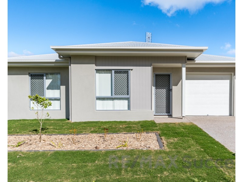 1/4 Royal Dane Crescent, Meringandan West QLD 4352