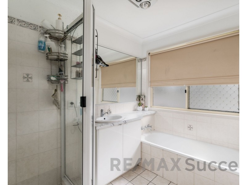 1/20 Anita Drive, Kearneys Spring QLD 4350