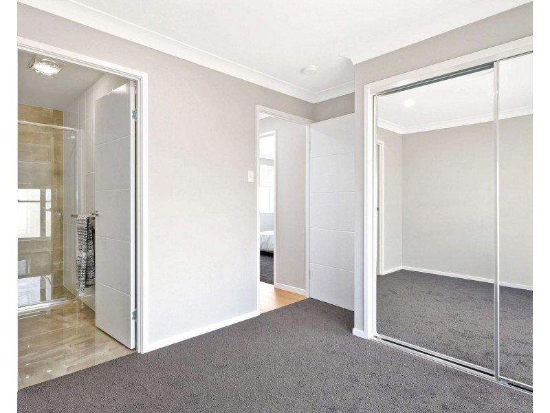 16 Heather Street, Kearneys Spring QLD 4350
