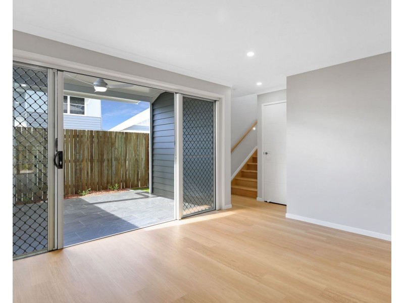 16 Heather Street, Kearneys Spring QLD 4350