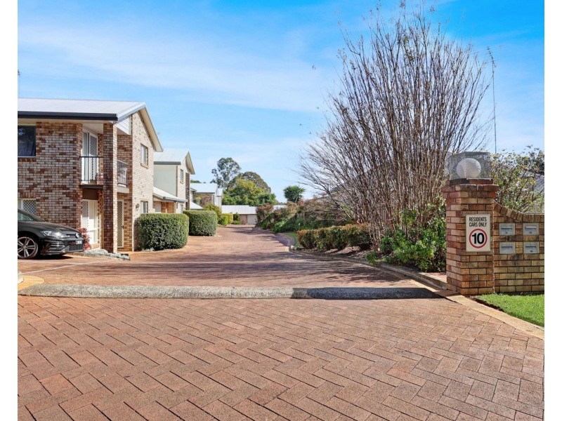 19/19a Gladstone Street, Newtown QLD 4350