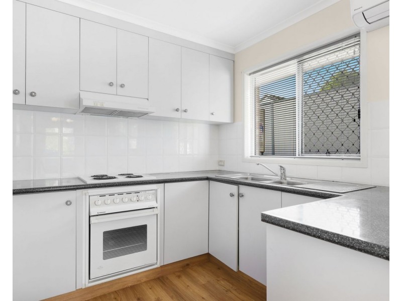 19/19a Gladstone Street, Newtown QLD 4350