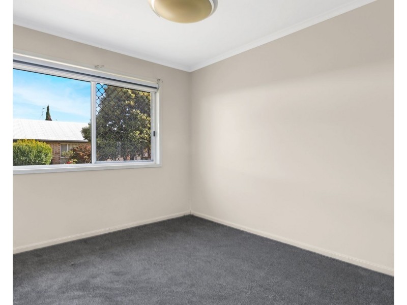 19/19a Gladstone Street, Newtown QLD 4350