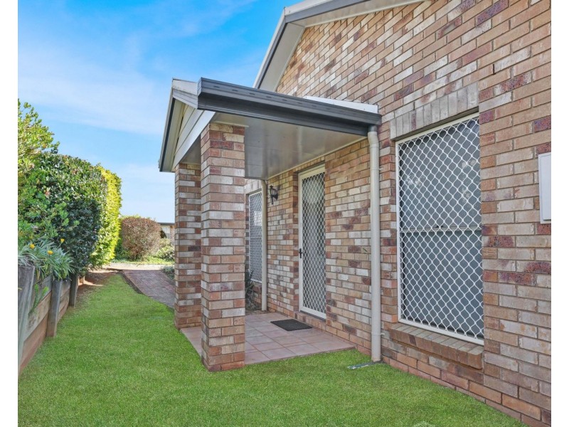 19/19a Gladstone Street, Newtown QLD 4350