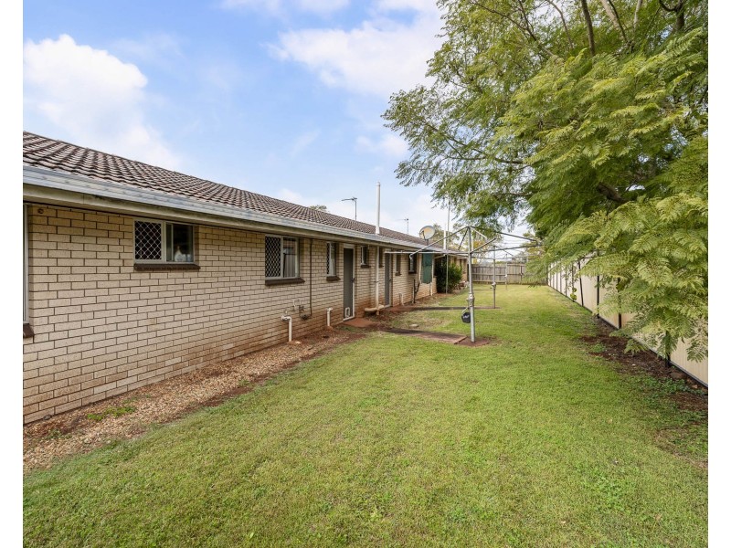 17 Risson Street, Wilsonton Heights QLD 4350