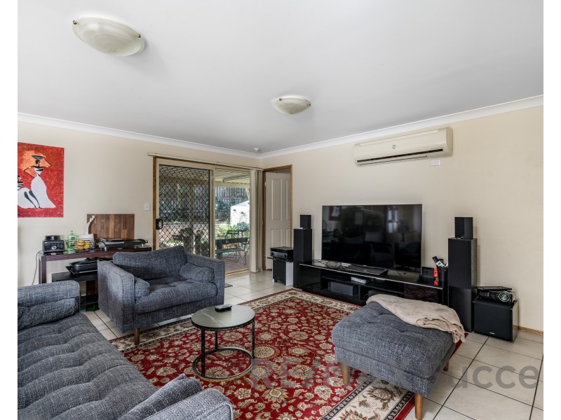 1/26 Sambar Court, Kearneys Spring QLD 4350