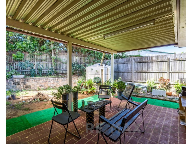 1/26 Sambar Court, Kearneys Spring QLD 4350