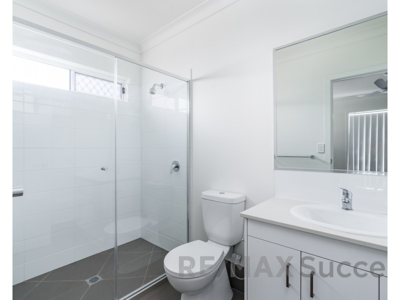 1/45 Adelaide Street, Cranley QLD 4350