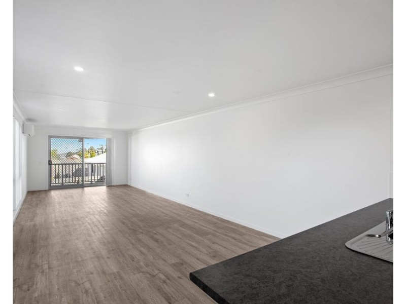 1/92 Sanctuary Drive, Cranley QLD 4350