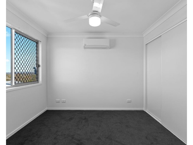 1/92 Sanctuary Drive, Cranley QLD 4350