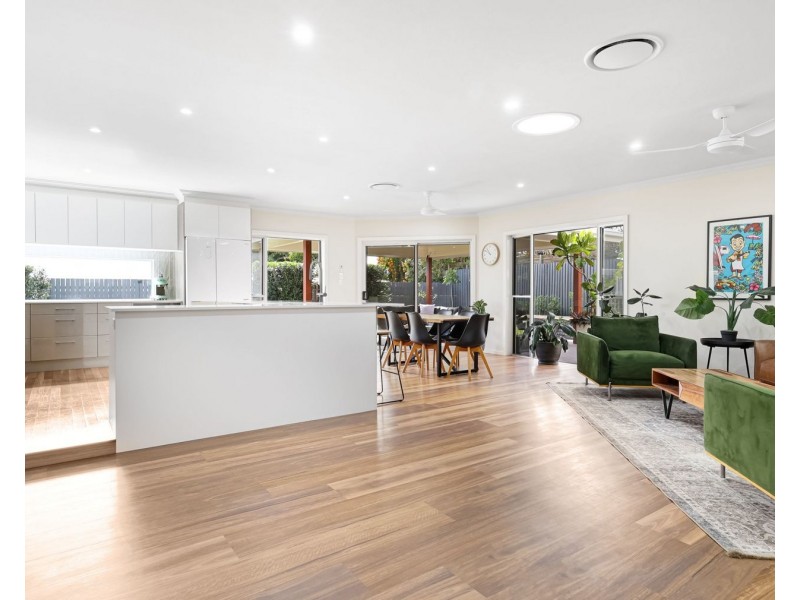 6 Kestrel Court, Rangeville QLD 4350