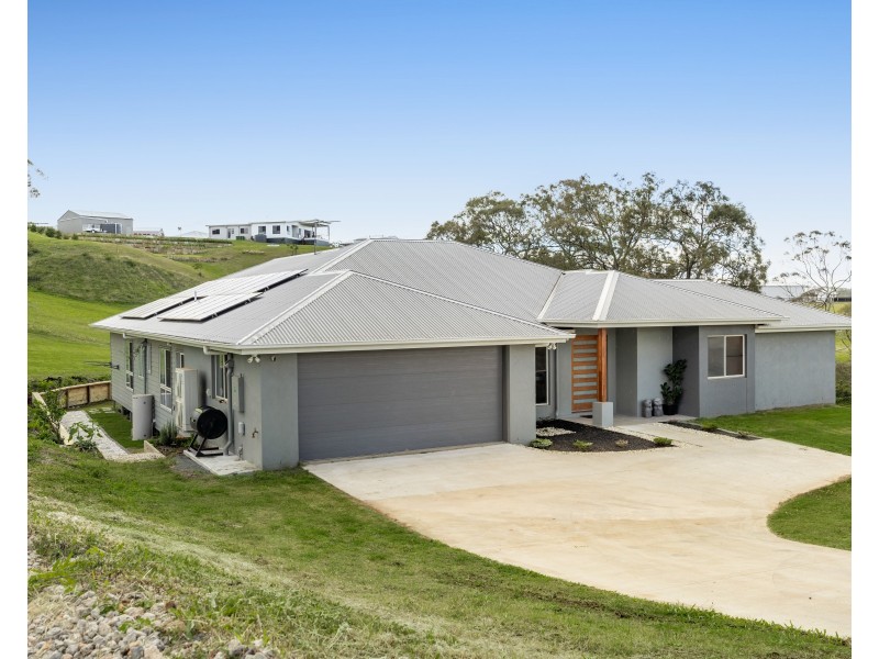 10 Meadowview Court, Mount Rascal QLD 4350