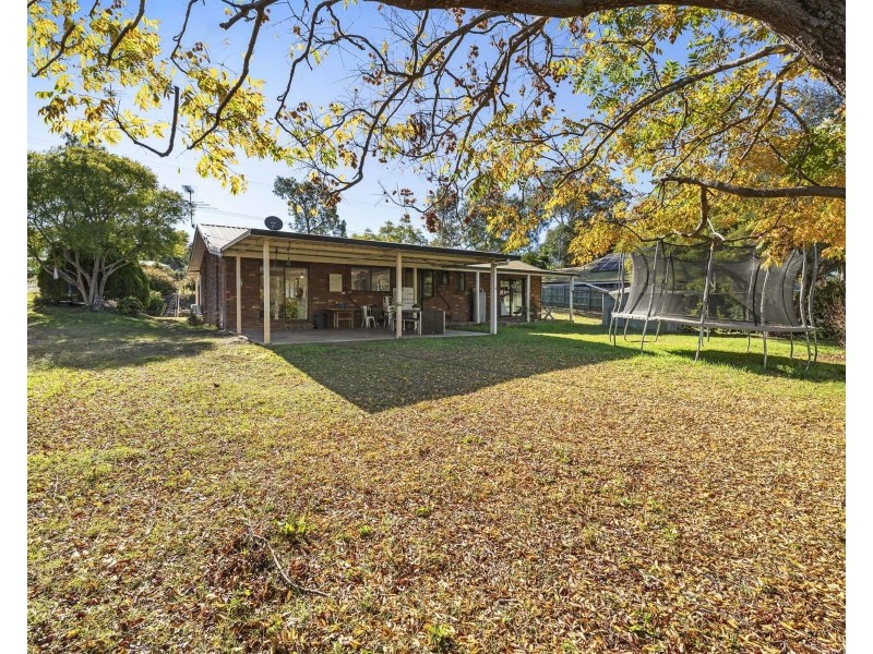 52 Kingsthorpe-Glencoe Road, Kingsthorpe QLD 4400