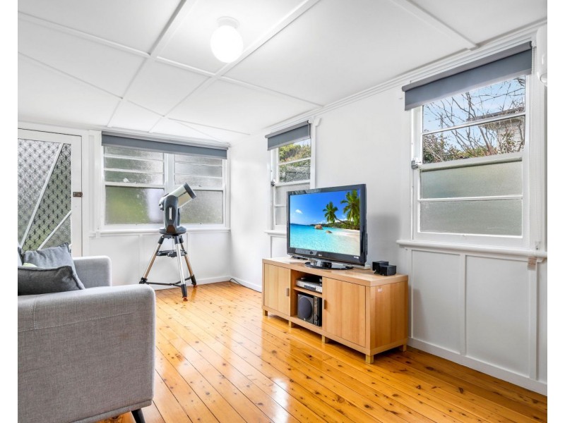 36 Mabel Street, Harlaxton QLD 4350