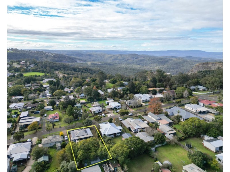 36 Mabel Street, Harlaxton QLD 4350