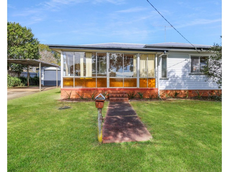 44 Victory Street, Newtown QLD 4350